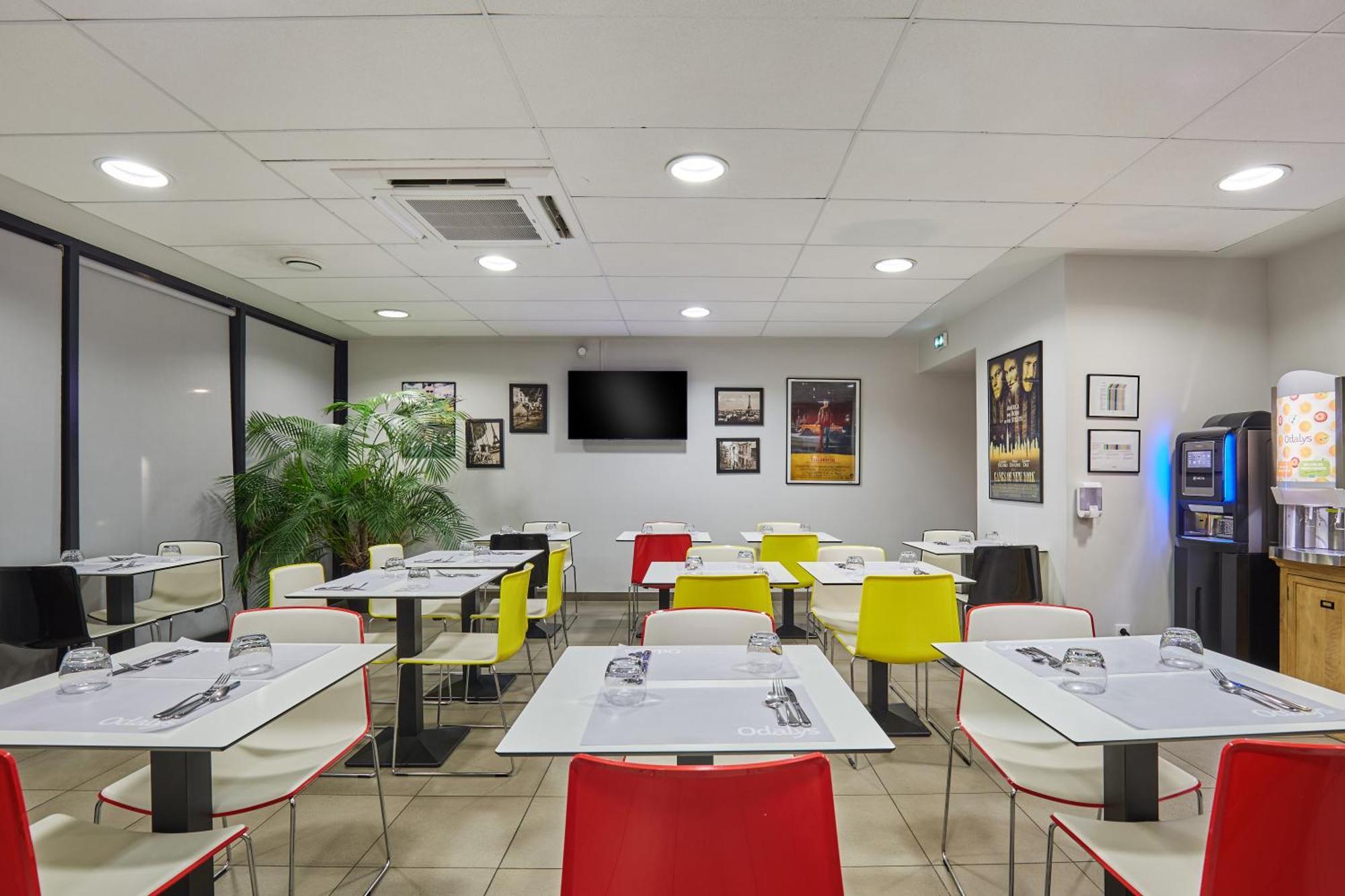 Appart'Hotel Odalys City Campus - Paris Rueil Malmaison Dış mekan fotoğraf