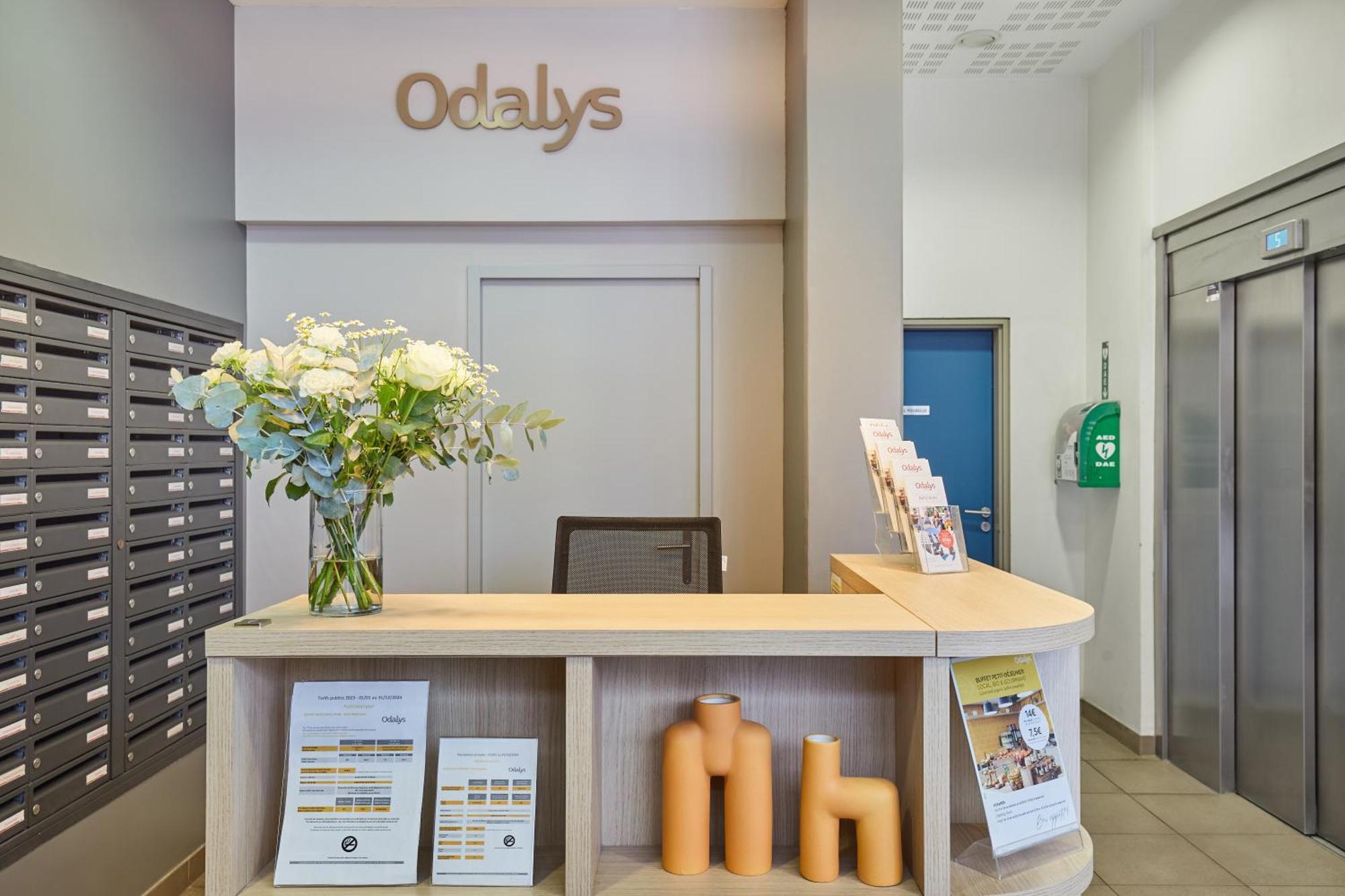 Appart'Hotel Odalys City Campus - Paris Rueil Malmaison Dış mekan fotoğraf
